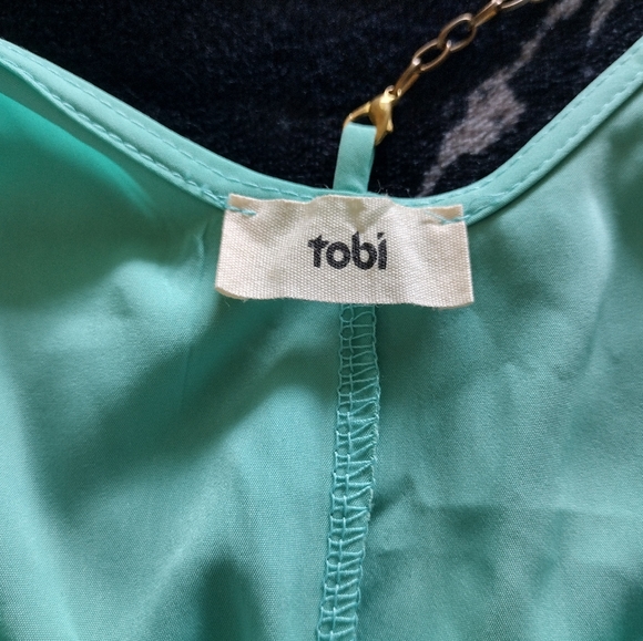 NWOT TOBI Off The Chain Dress - Picture 4 of 4